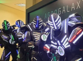 4 Robotrons em evento corporativo